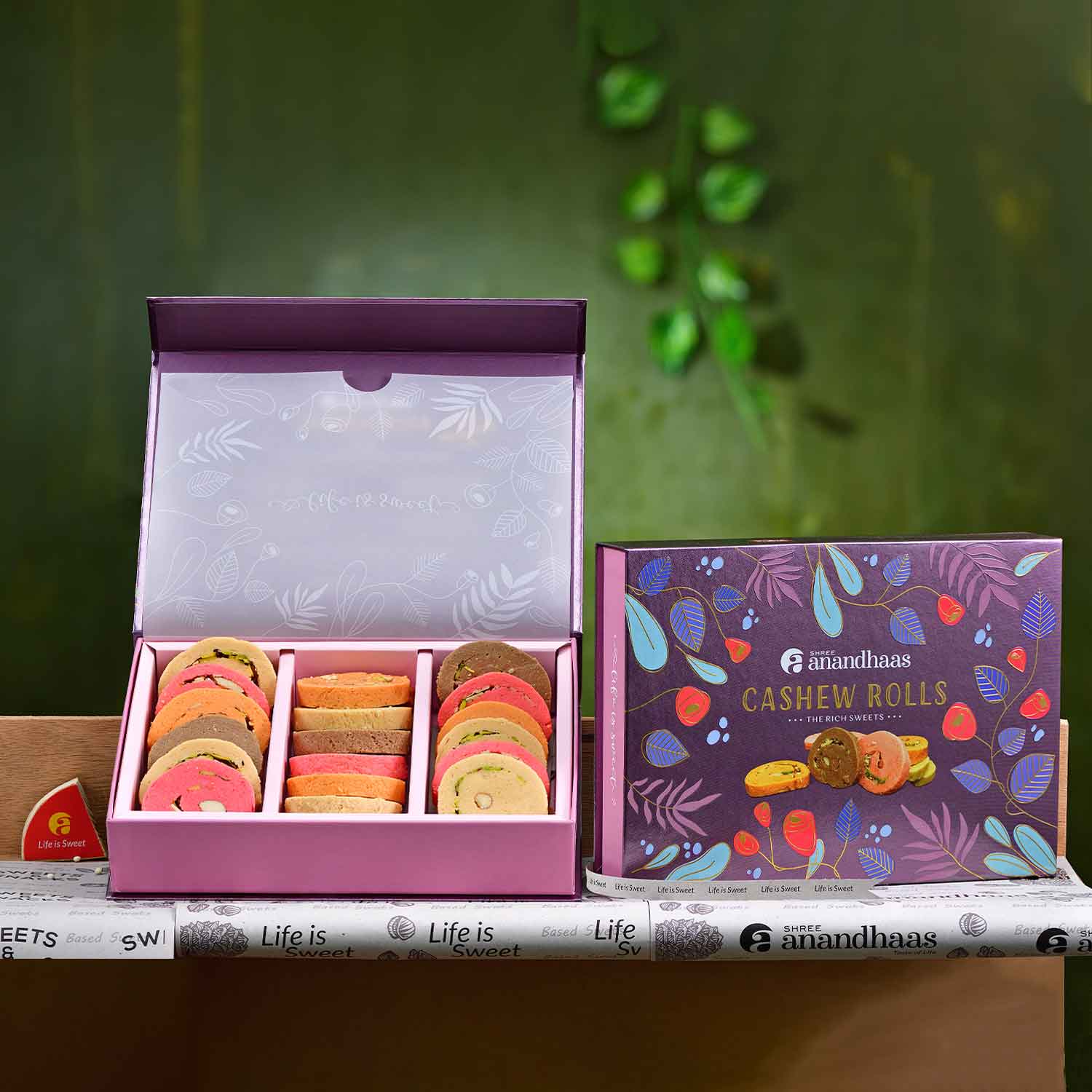 Cashew Roll Box