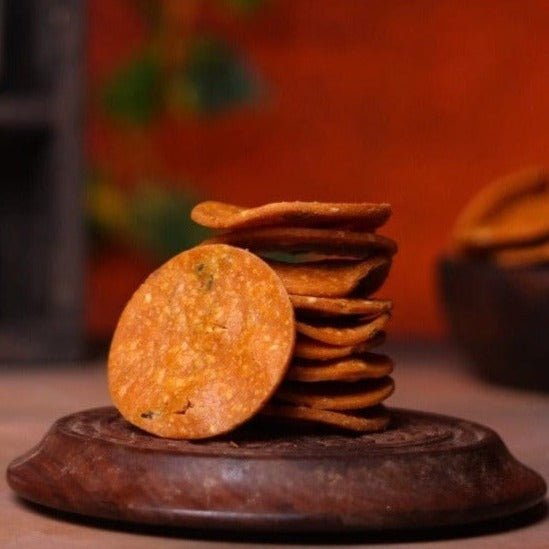 Nippattu / Thattai (Crunchy Rice Crackers)